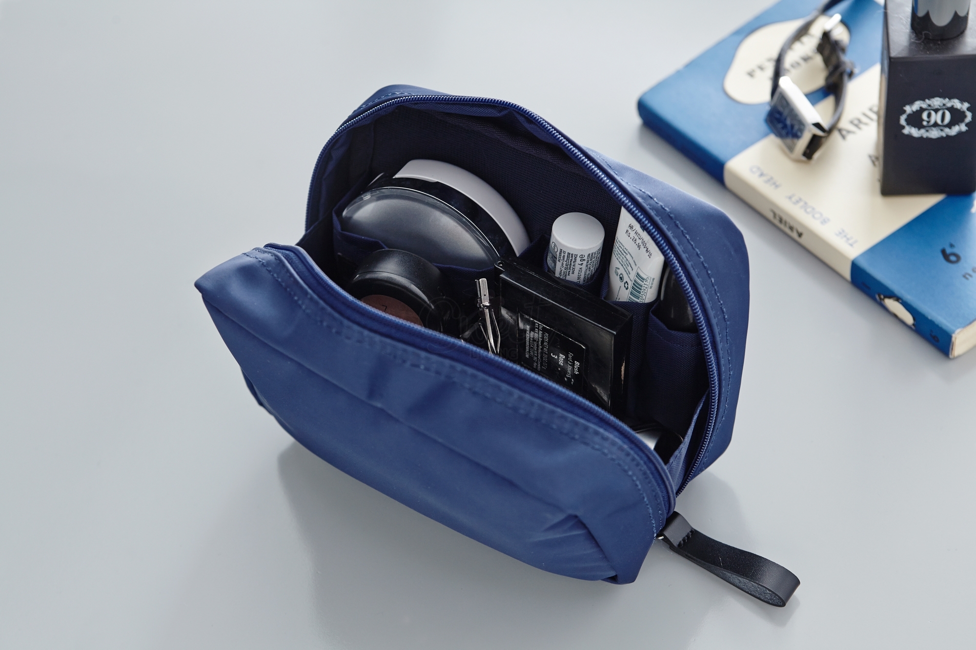 【韩国】 Ithinkso 简约便携小号化妆包 旅行随身 ins网红洗漱收纳包 / Makeup Bag -  - 18@ - Sweet Living