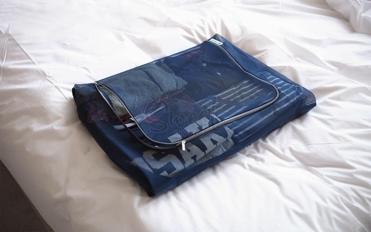 【韩国】By Full Deign Travelus Mesh Puch 旅行网孔衣物收纳包 拉链整理袋 大号XL 42x38cm -  - 7@ - Sweet Living