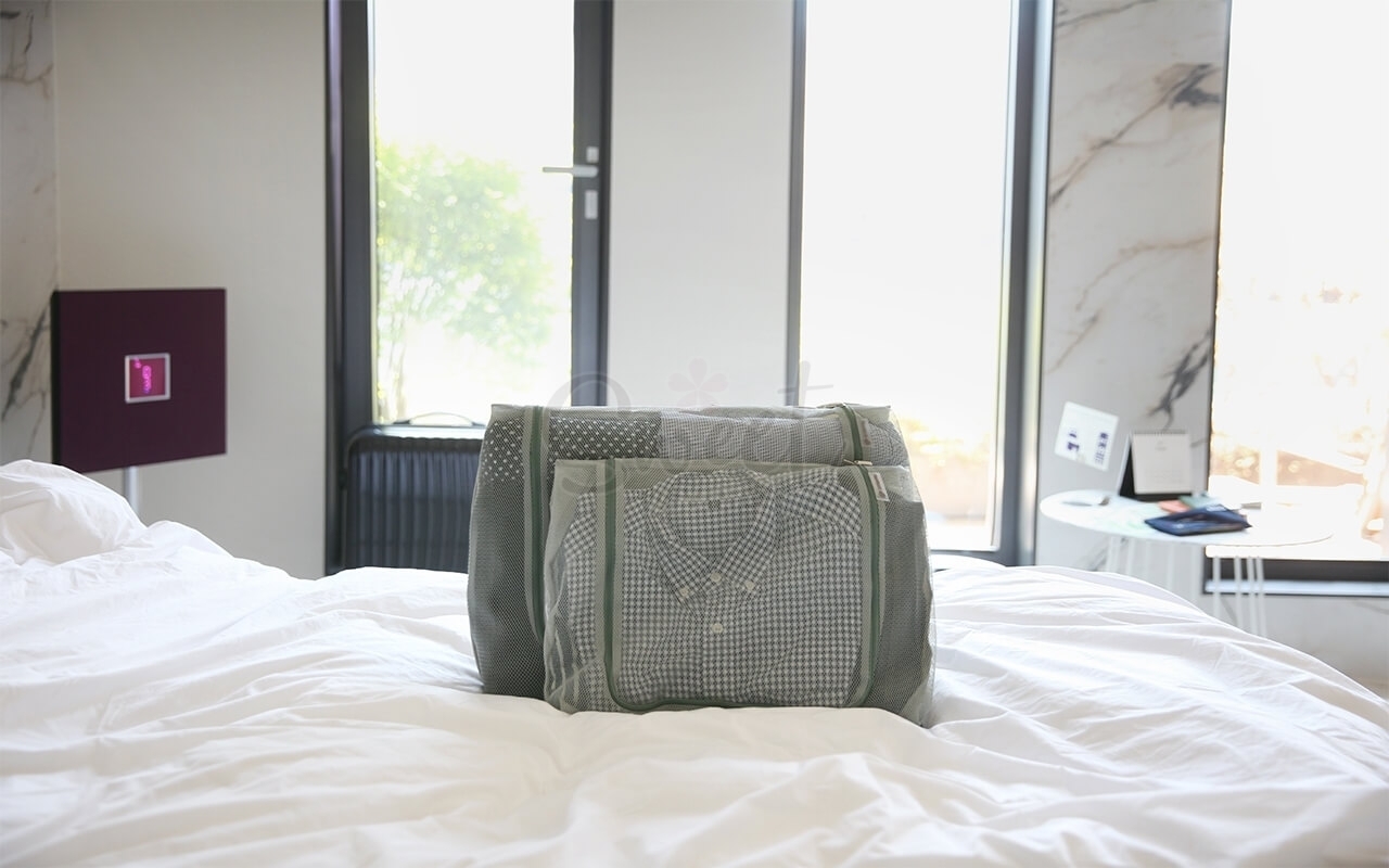 【韩国】By Full Deign Travelus Mesh Puch 旅行网孔衣物收纳包 拉链整理袋 大号XL 42x38cm -  - 15@ - Sweet Living